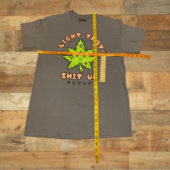 420 Light it Up Stoner smoking Anime Cute Leaf Shirt Spencer’s BOTDF Scene Emo - Picture 3 of 5